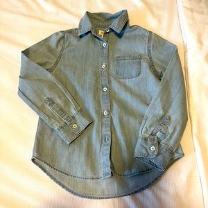 Girls Jean Shirt. Cat & Jack. Size Small 6/6X)